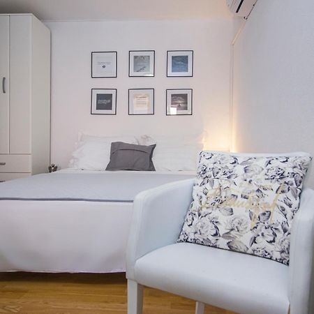 Apartmani Leo-Marin Makarska Esterno foto