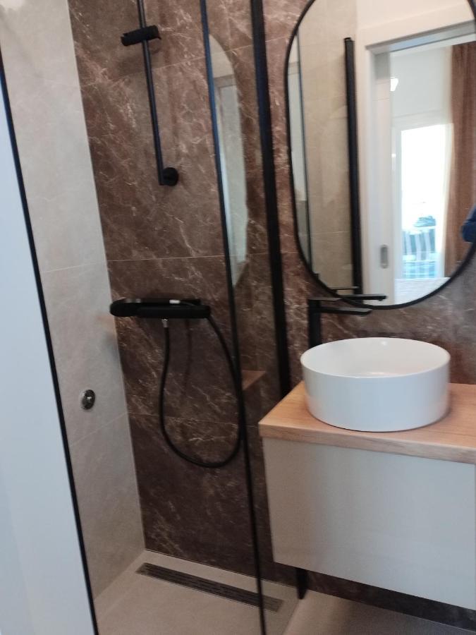 Apartmani Leo-Marin Makarska Esterno foto