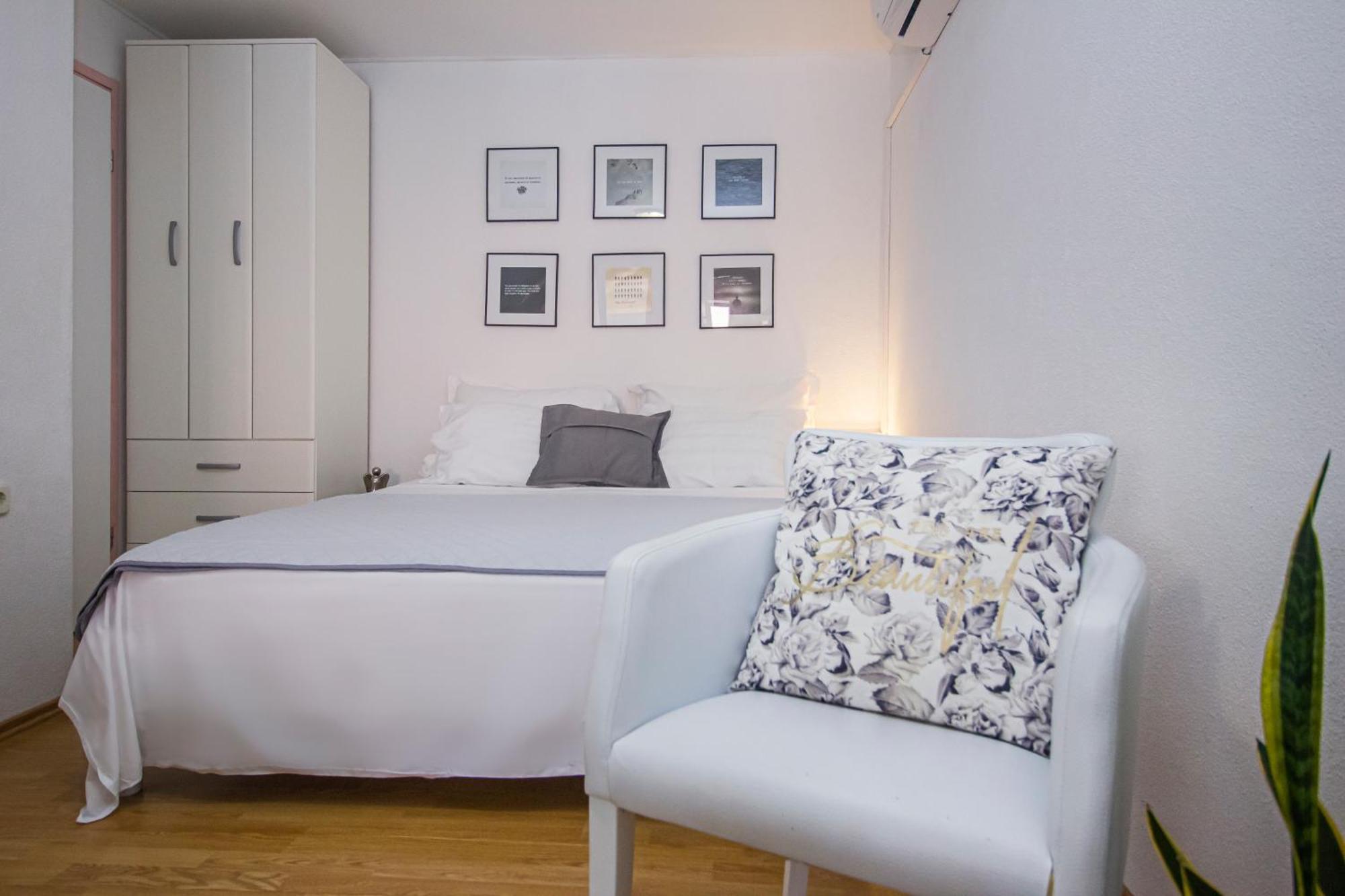 Apartmani Leo-Marin Makarska Esterno foto