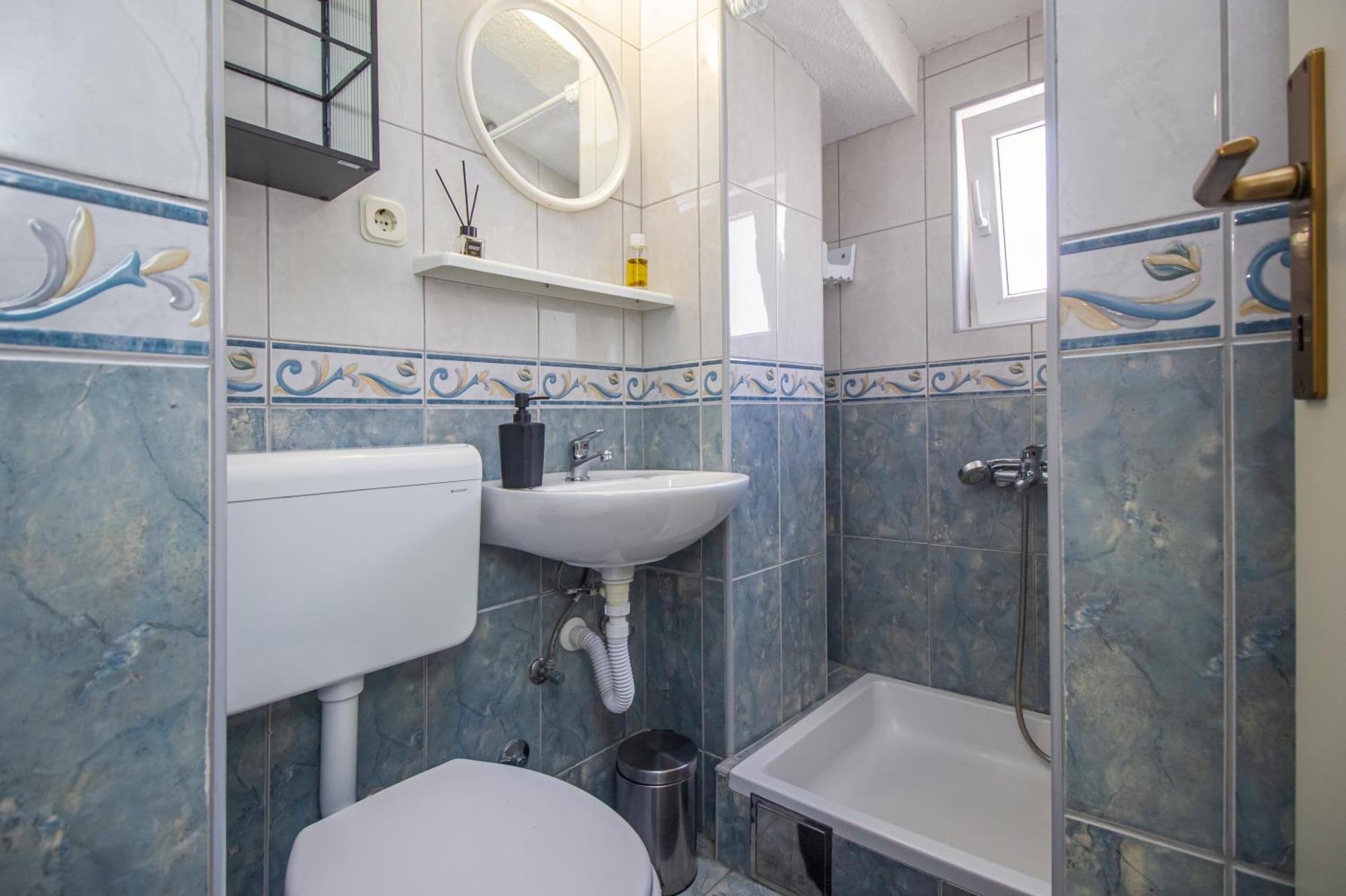 Apartmani Leo-Marin Makarska Esterno foto